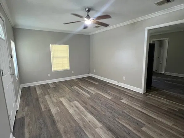 4635 Sullivan St, Beaumont, TX 77705