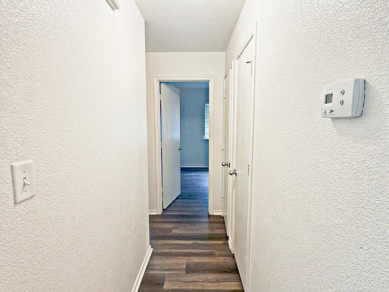 3949 Wensledale Dr — Photo 12