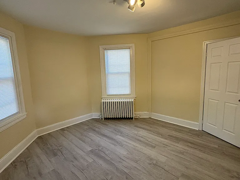 125 Sibley Ave #B — Photo 10