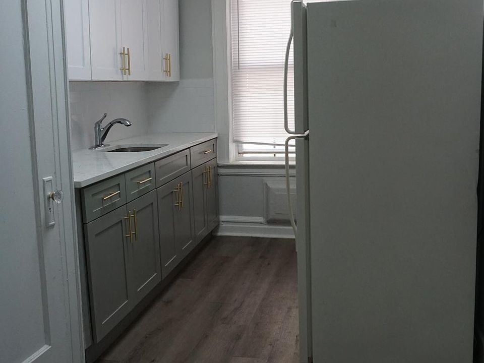 1st image of 61 S Munn Ave APT 203