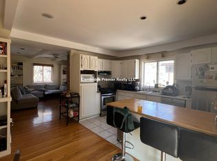 182 Charles St #182C, Cambridge, MA 02141