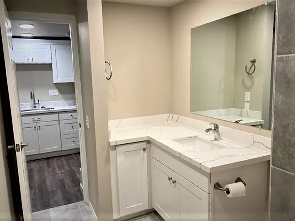 5240 20th Ave NE #2 — Photo 8