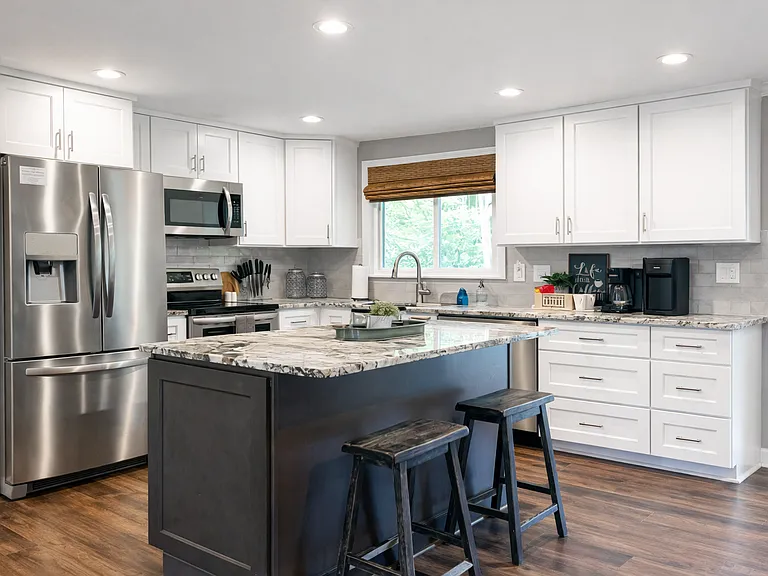 11501 Five Cedars Rd — Photo 8