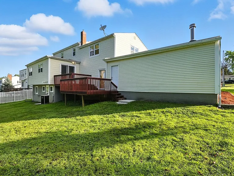 2380 Croydon Rd — Photo 38