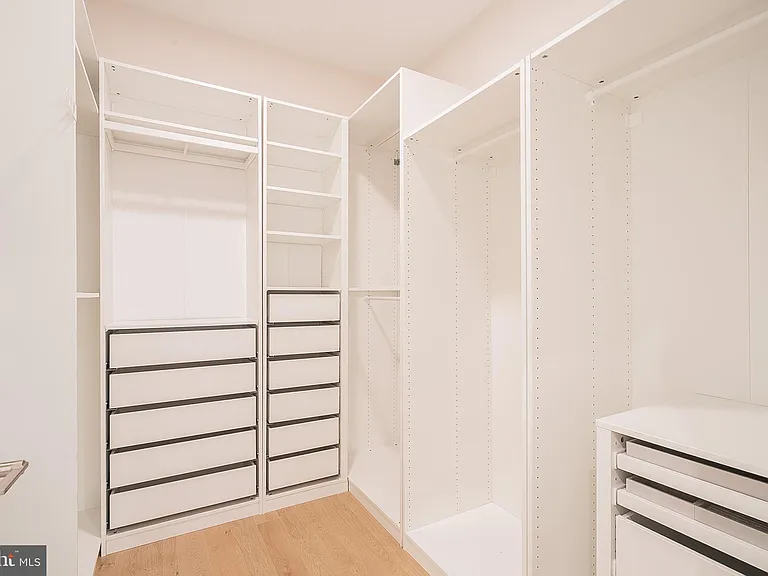 701 Swann Ave #503 — Photo 30