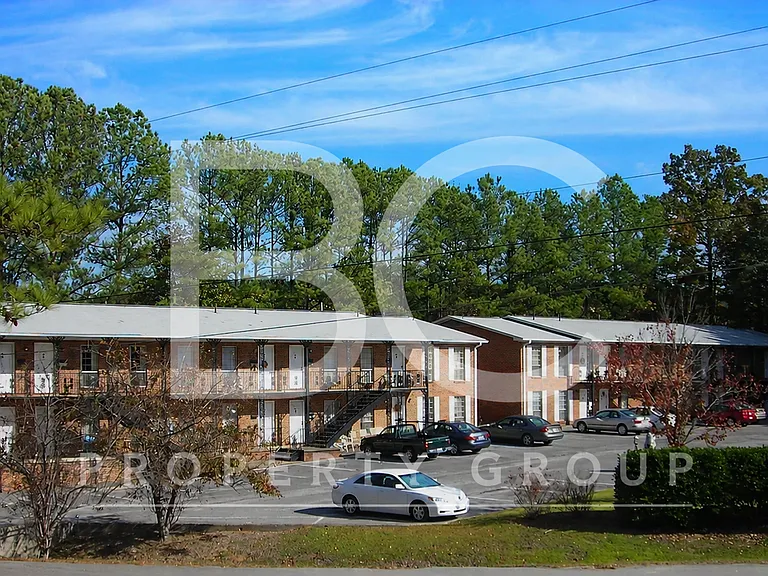 Green Valley Hoover Apartments — Photo 15