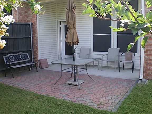 2nd image of 1312 Colby Dr