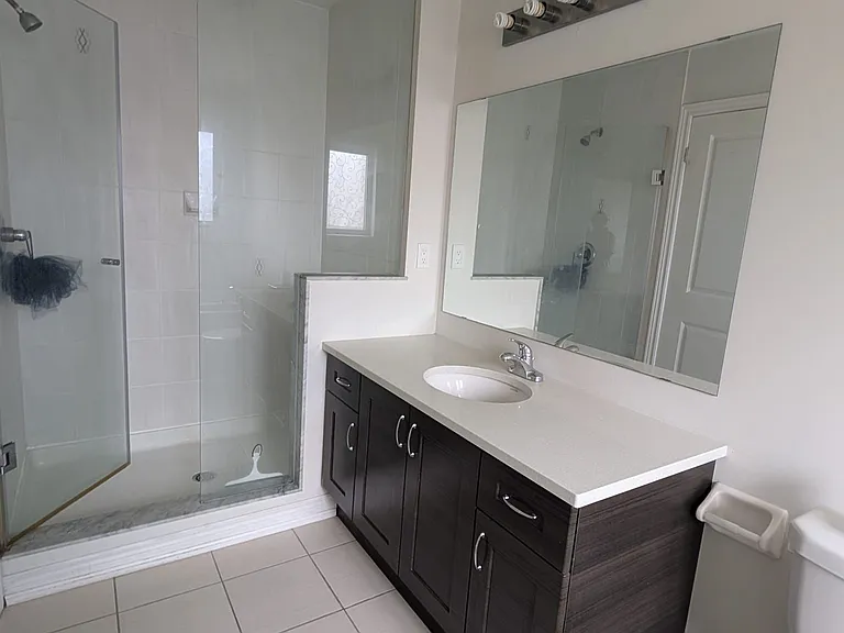 734 Yarfield Cres #MAIN — Photo 13
