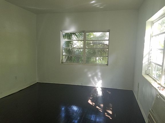 2nd image of 1234 Pennsylvania Ave APT 1