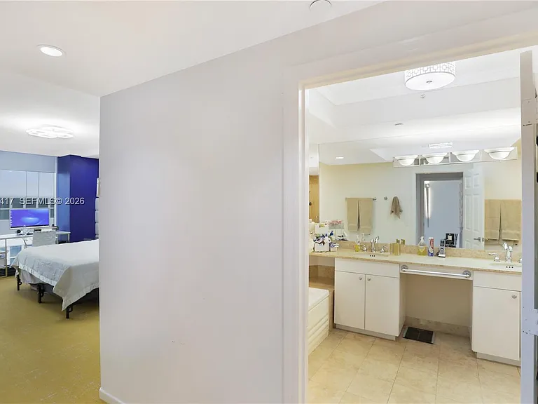 4775 Collins Ave #1804 — Photo 25