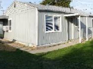 832 W 13th St APT B, Medford, OR