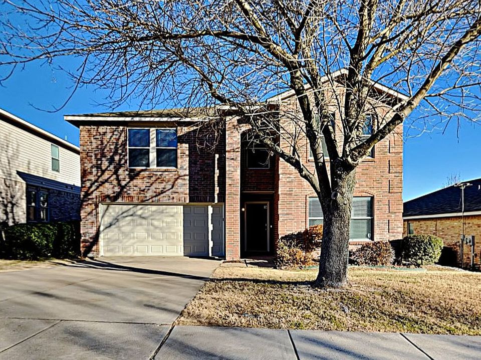 1st image of 2528 Clear Brook Dr
