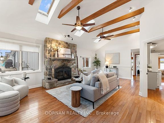 4th image of 204 Portview Rd