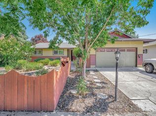 1266 Phyllis St, Santa Rosa, CA 95401