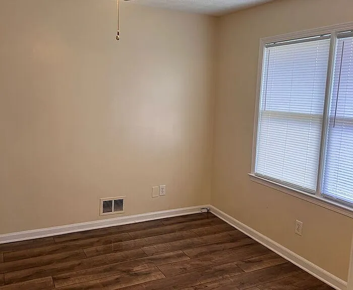 2136 Golfview Dr SE — Photo 12