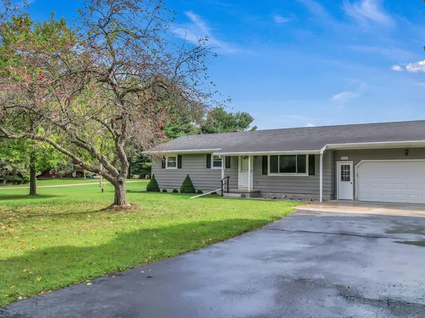 2233 Ives Rd, Leslie, MI 49251