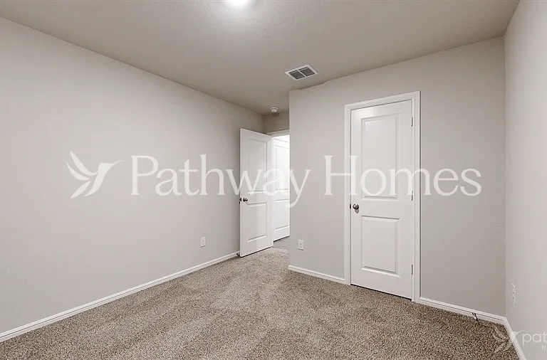 1609 Vandemere Ct — Photo 15