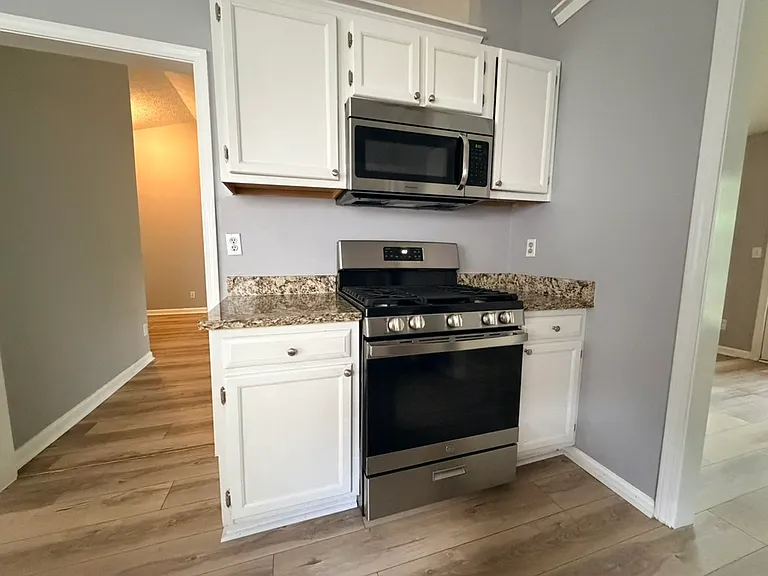 222 Clarion Rd — Photo 10