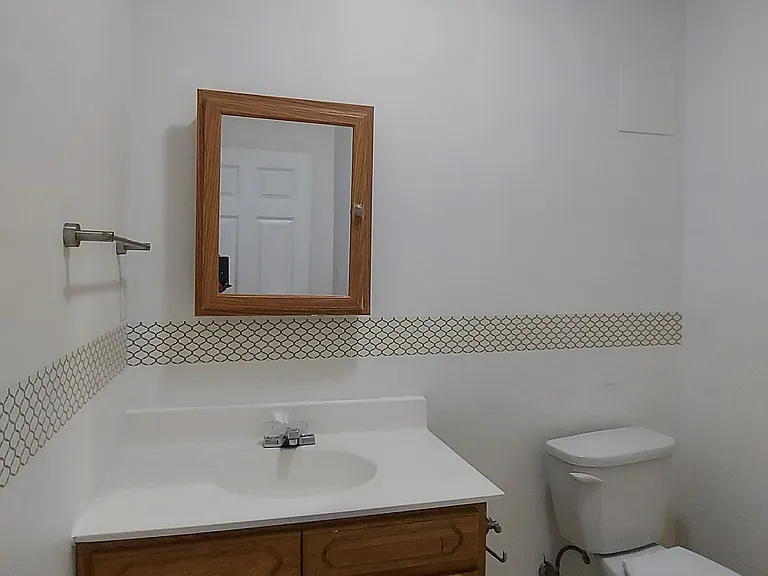 10 Hillcrest St #B — Photo 5