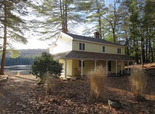 35 Burnshirt Rd, Hubbardston, MA 01452