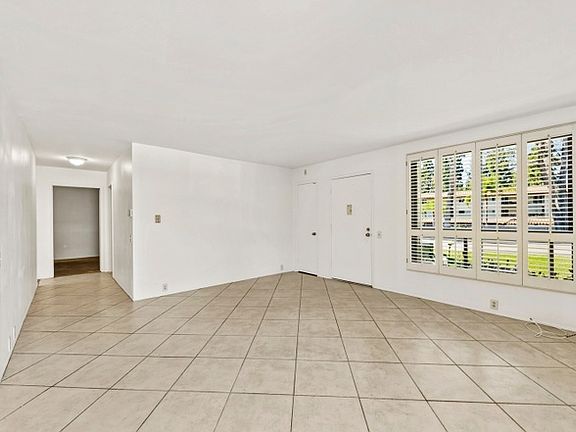 3rd image of 10705 Caminito Bravura