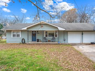 1221 S Kansas Ave, Springfield, MO 65807