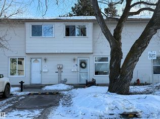 Mariner Square, Edmonton, AB T6L 2Z3