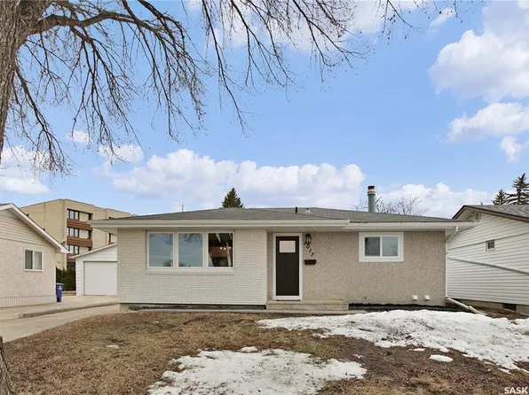 1017 McMillan AVENUE, Saskatoon, SK S7L 2T9