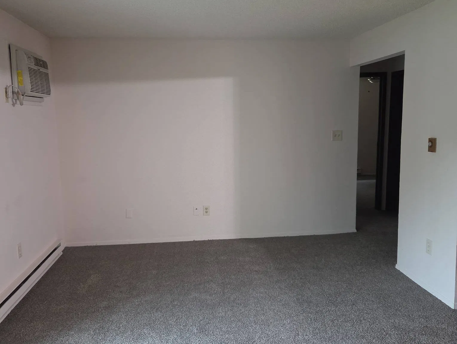 1400 Pioneer Road - 12 — Photo 4