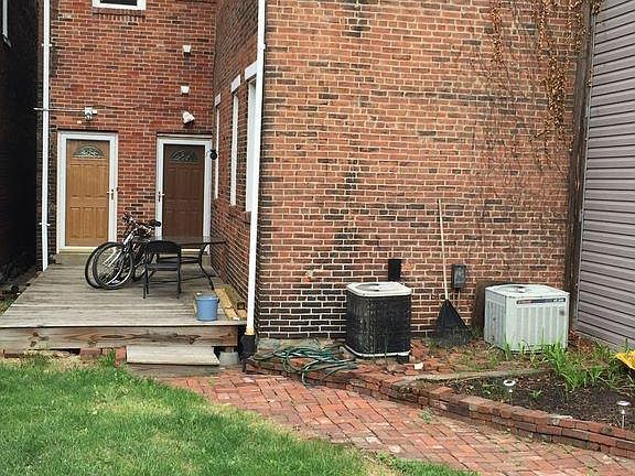 Rear entrance & walkway from parking area