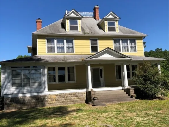 440 Main St, Mathews, VA 23109