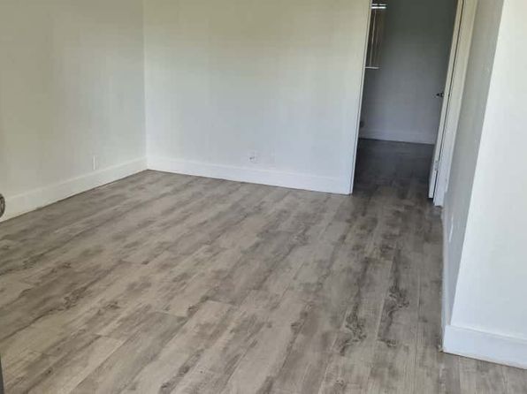 1302 12th Ave S APT 2