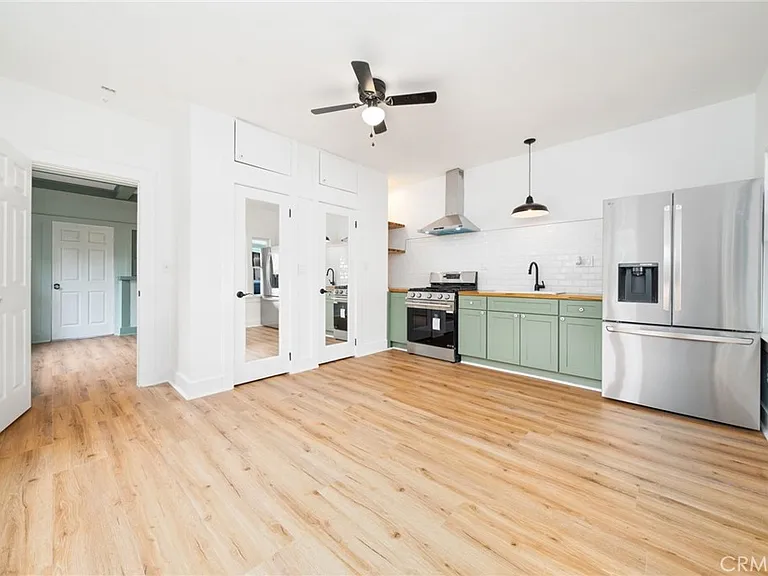 332 N Daisy Ave — Photo 6