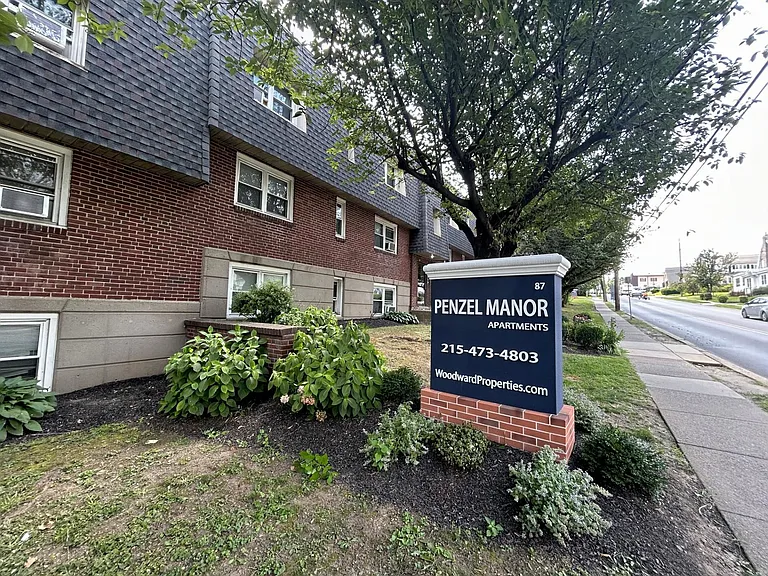 Penzel Manor Apartments — Photo 4