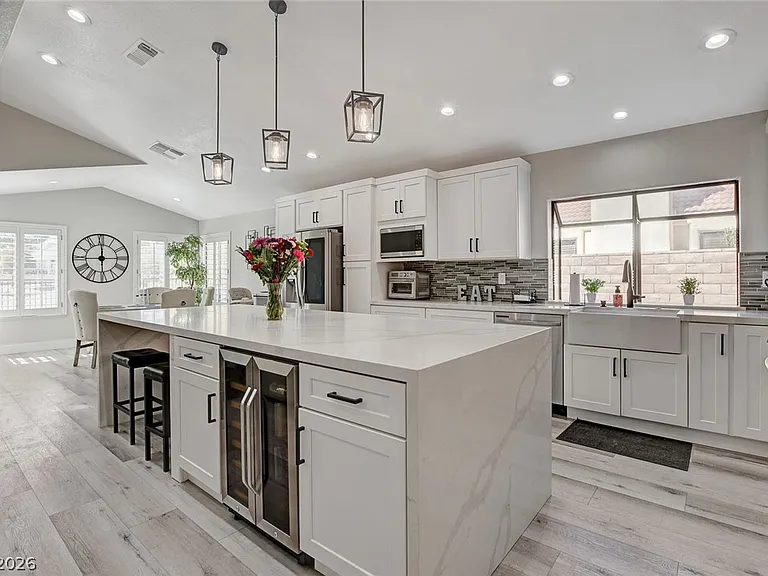 5429 Painted Sunrise Dr — Photo 18