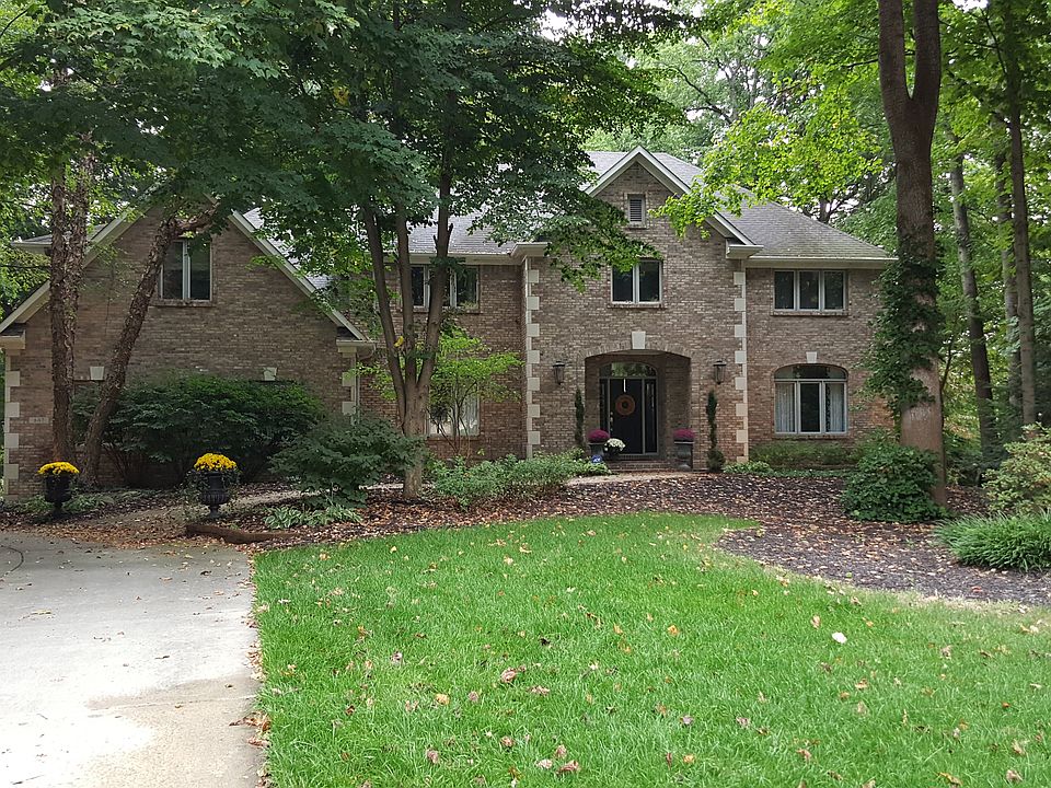 1st image of 607 Shady Creek Dr