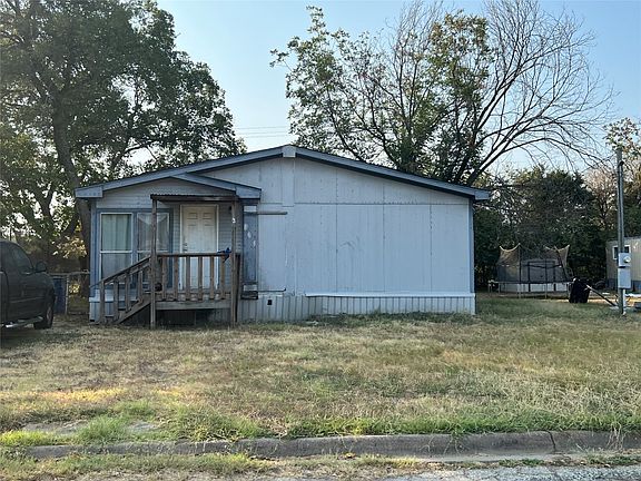 201 Texas Ave, Keene, TX 76059 | MLS #20412104 | Zillow