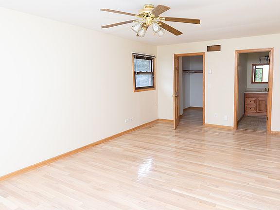 4th image of 3300 Saratoga Ave