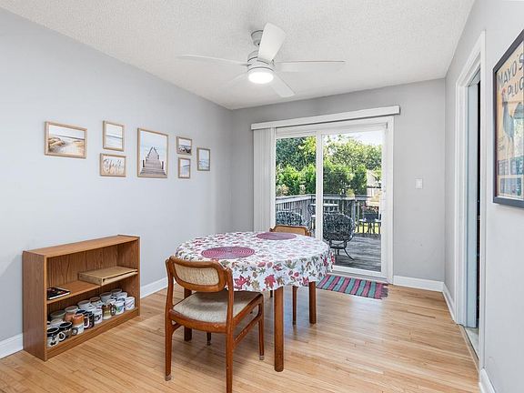 4th image of 325 5th Ave N