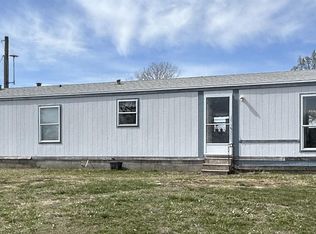 18929 S Fairlawn Rd, Scranton, KS 66537