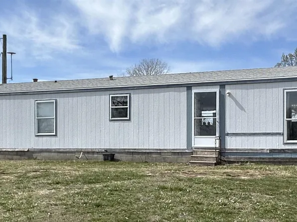 18929 S Fairlawn Rd, Scranton, KS 66537