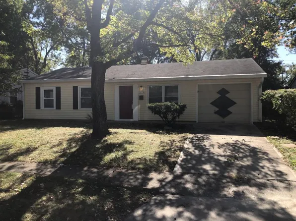 8115 E Barry Rd, Indianapolis, IN 46219