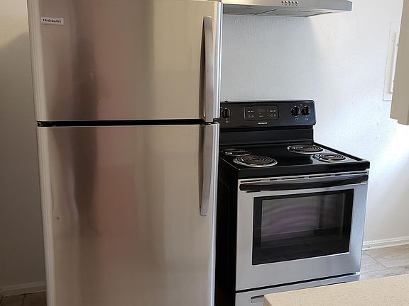 4th image of 1855 Riviera Pkwy #I