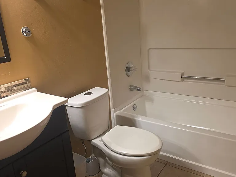 3651 N Goldenrod Rd #208 — Photo 8