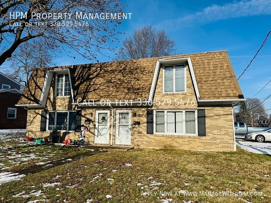 Photo 1 of 10 - 3328 Bailey St NW - Massillon, OH Primary Photo - 3328 Bailey St NW