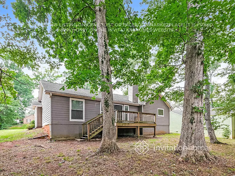 1570 Canberra Dr — Photo 16
