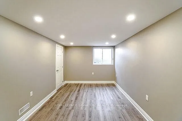 7102 Salme Dr — Photo 2