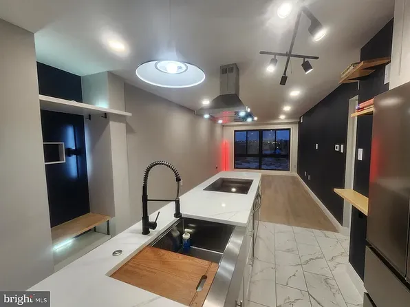 (undisclosed Address), Philadelphia, PA 19152