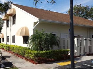 10302 NW 33rd Pl, Sunrise, FL 33351