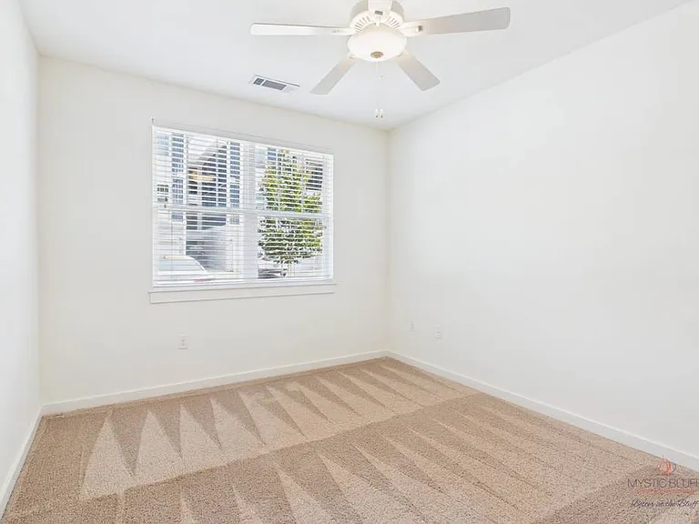 305 Mohegan Ave #8101 — Photo 18
